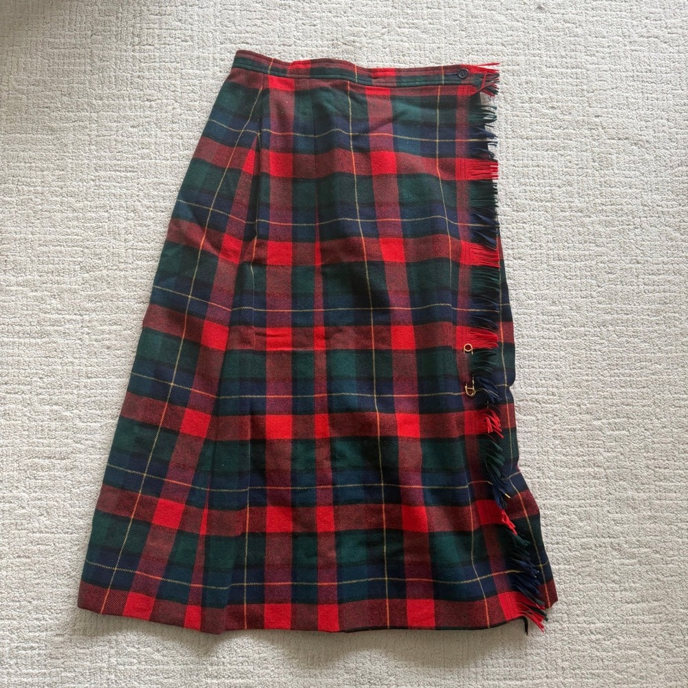 Pendleton Vtg Wool Plaid Wrap Skirt Red Green Fringed 12 Heritage Classic Kilt